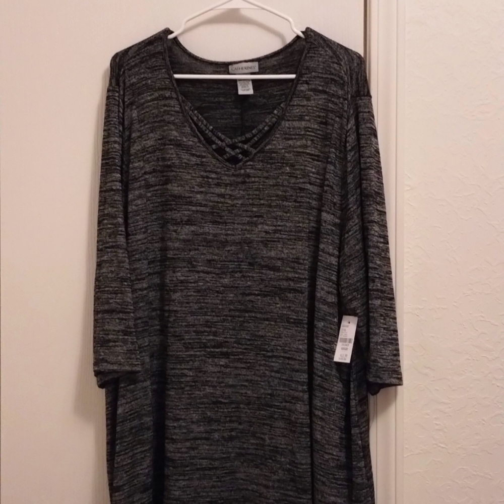 Marbled black and gray tunic sweater top